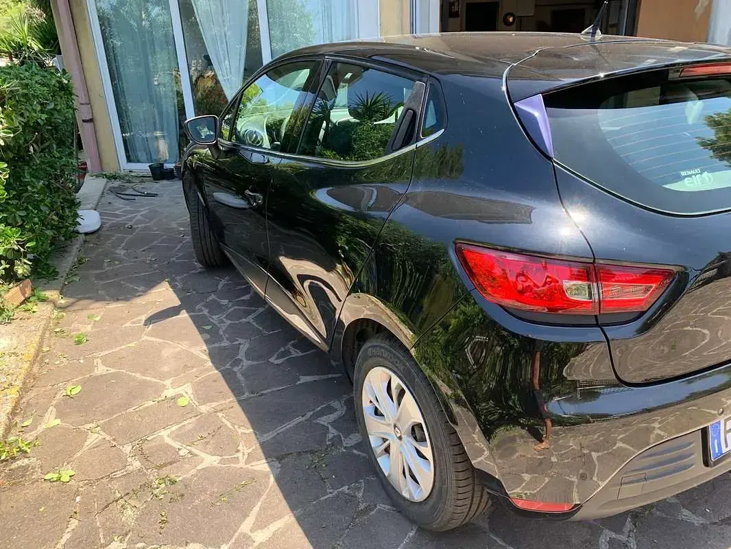 Usata Renault Clio IV 65 CV (47 kW) 2016 Nero Berlina