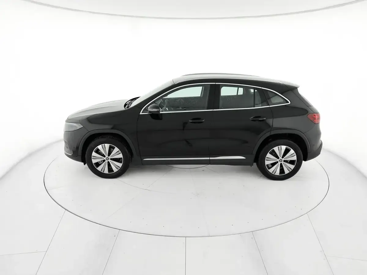 Nuova Mercedes EQA250+ Progressive 139 kW (190 CV) 2026 Nero notte SUV