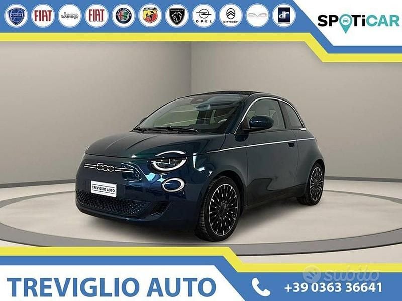 Usata Fiat 500C La Prima 86 kW (118 CV) 2021 Blu Cabrio