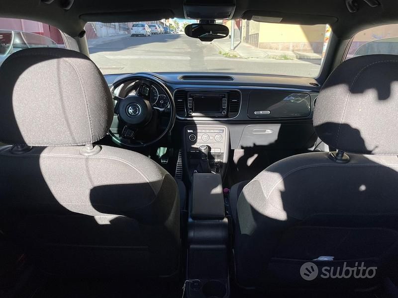 Usata VW Beetle 2015 Nero Utilitaria