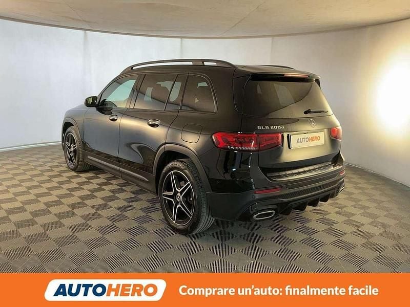 Usata Mercedes GLB200 AMG Line Premium 150 CV (110 kW) 2020 Nero SUV