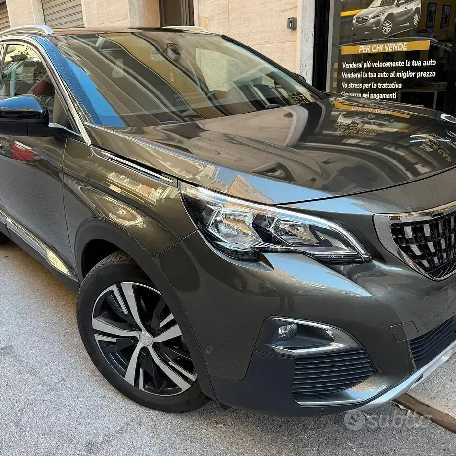 Usata Peugeot 3008 Allure 131 CV (96 kW) 2019 Grigio SUV