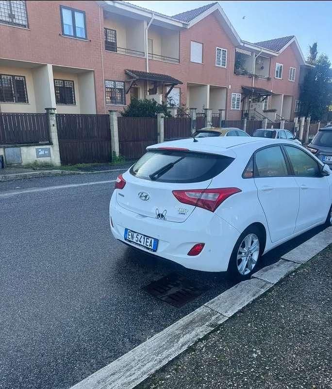 Usata Hyundai i30 Dynamiq 116 CV (85 kW) 2012 Berlina