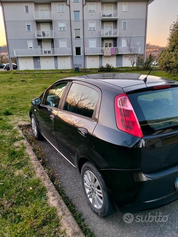 Usata Fiat Grande Punto 2008 Nero Utilitaria