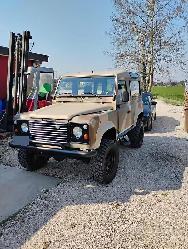 Usata Land Rover Defender 2008 Verde Berlina
