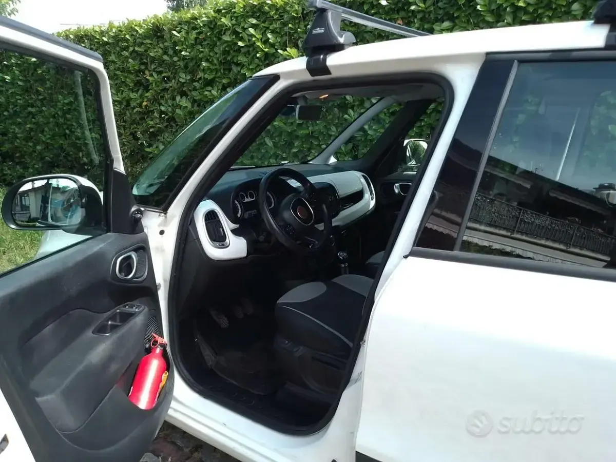 Usata Fiat 500 Living 120 CV (88 kW) 2016 Bianco Monovolume