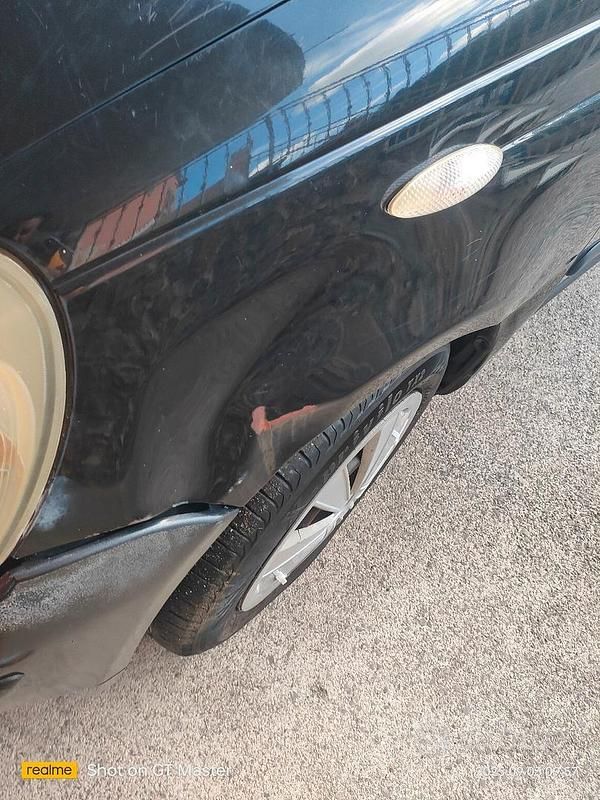 Usata Toyota Yaris 68 CV (50 kW) 2002 Nero Utilitaria