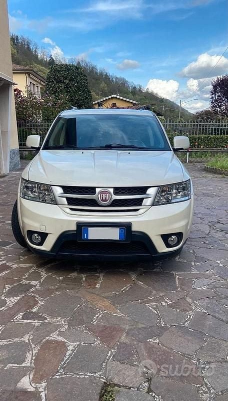 Usata Fiat Freemont 170 CV (125 kW) 2012 Bianco SUV