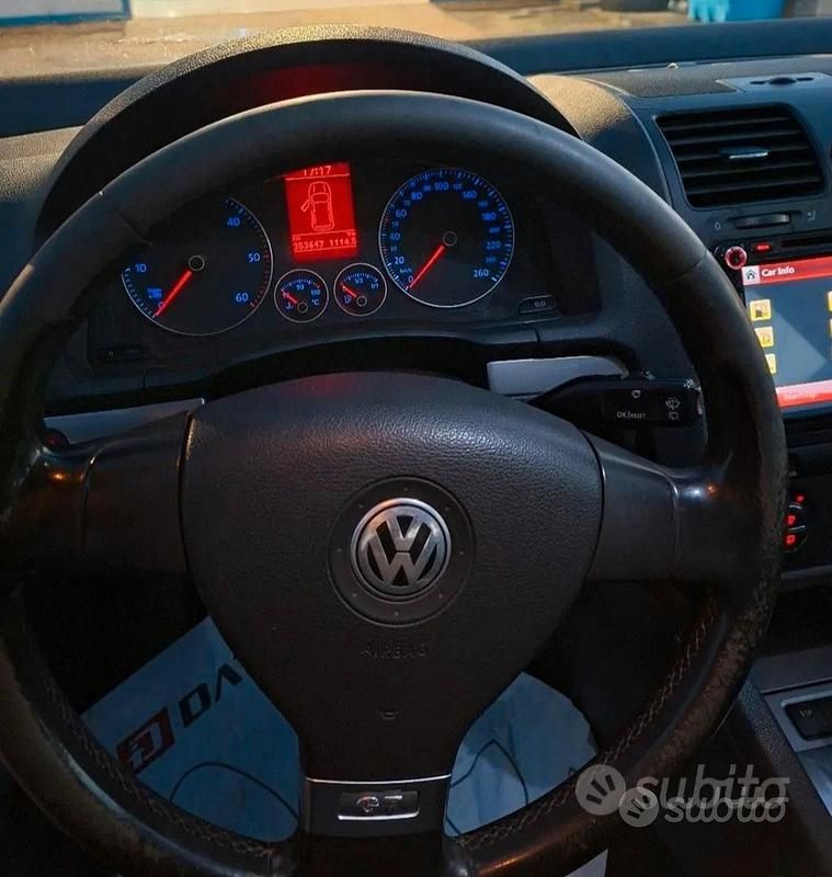 Usata VW Golf IV 2004 Grigio Berlina