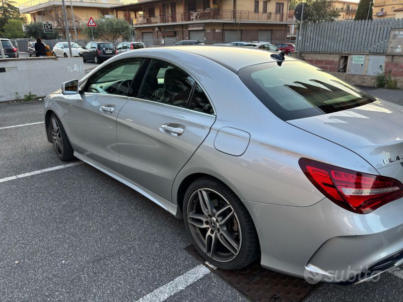 Usata Mercedes CLA220 2019 Grigio Berlina