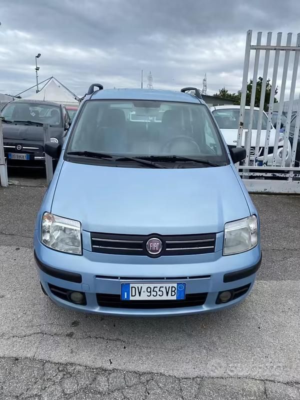 Usata Fiat Panda Dynamic 59 CV (43 kW) 2009 Blu Utilitaria