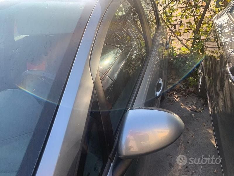 Usata Opel Corsa 85 CV (62 kW) 2013 Grigio Utilitaria