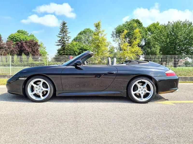 Usata Porsche 911 Carrera Cabriolet 320 CV (235 kW) 2003 Nero Cabrio