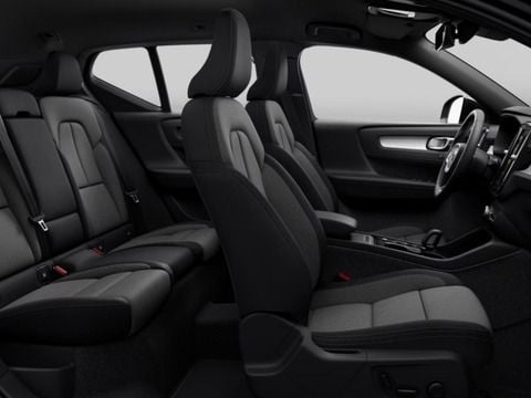 Usata Volvo XC40 Plus 163 CV (119 kW) 2024 Nero SUV