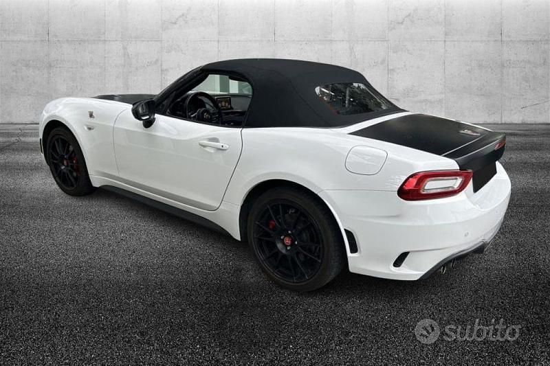 Usata Abarth 124 Spider Turismo 170 CV (125 kW) 2018 Bianco Cabrio