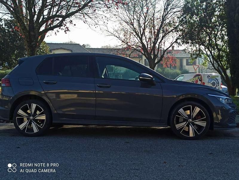Usata VW Golf VIII GTE 150 CV (110 kW) 2022 Grigio Berlina
