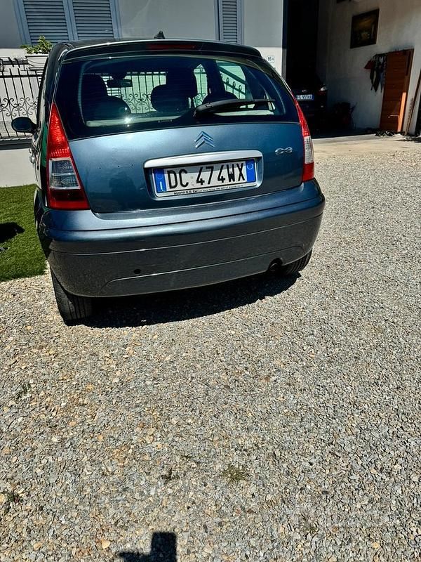 Begagnad Citroën C3 2007 Vit Sedan