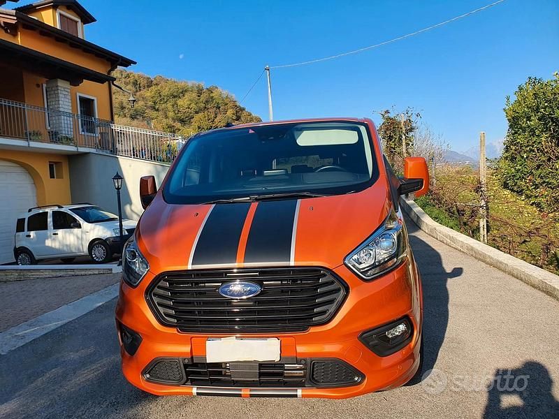Usata Ford Tourneo Sport 2019 Giallo Monovolume