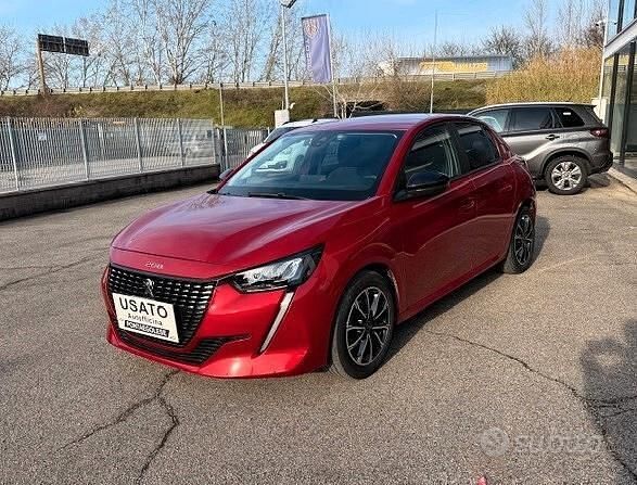 Usata Peugeot 208 Active 75 CV (55 kW) 2023 Rosso Utilitaria