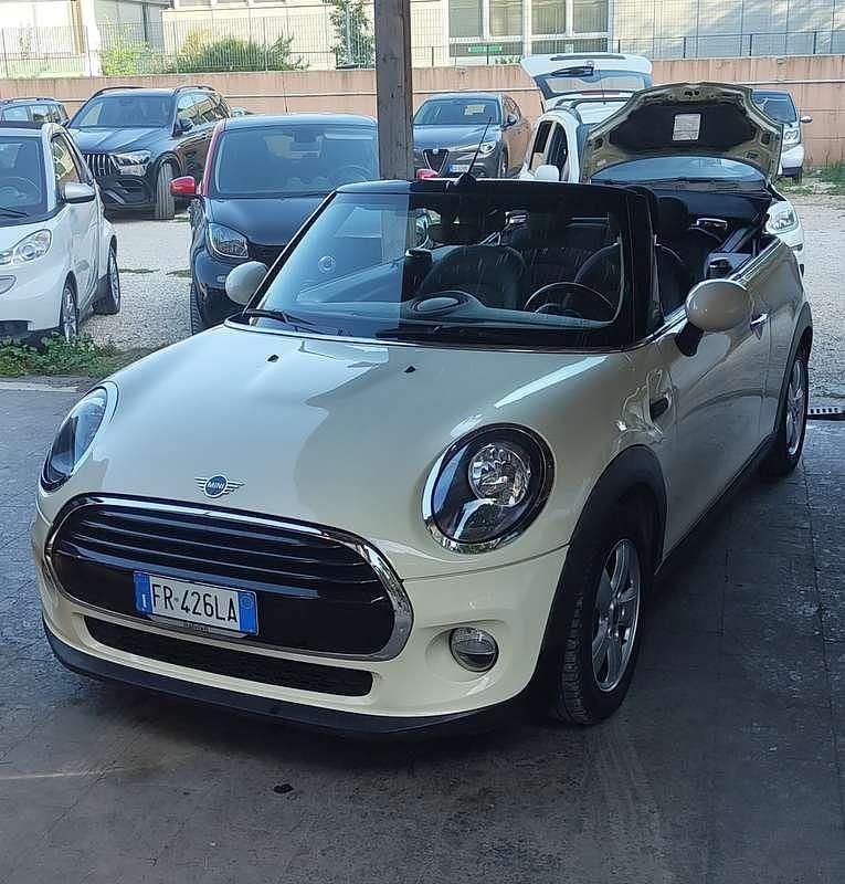 Usata Mini Cooper D Cabriolet 116 CV (85 kW) 2018 Bianco Cabrio