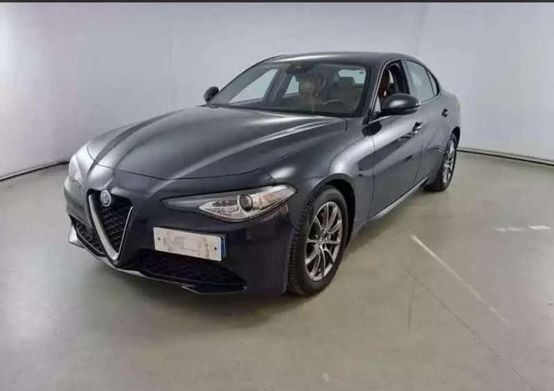 Usata Alfa Romeo Giulia Executive 160 CV (117 kW) 2018 Blu/azzurro Berlina