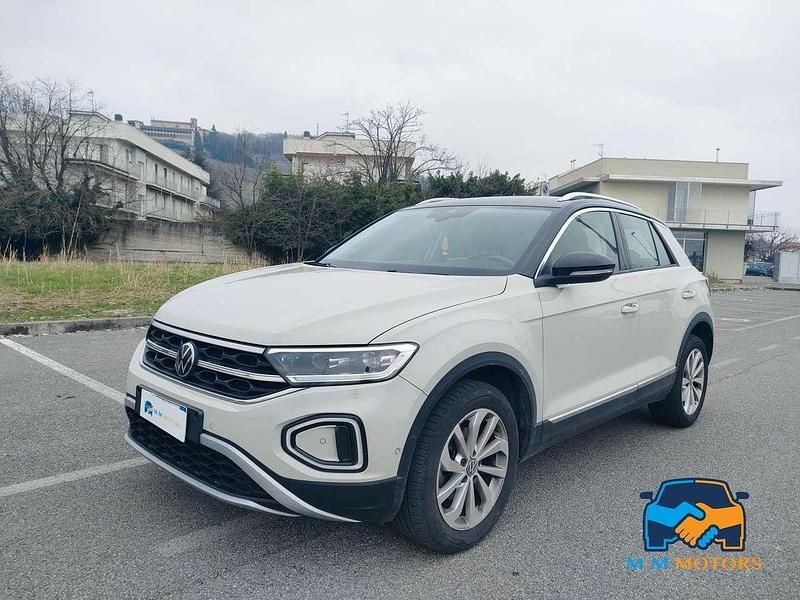 Usata VW T-Roc Style 110 CV (80 kW) 2023 Argento SUV