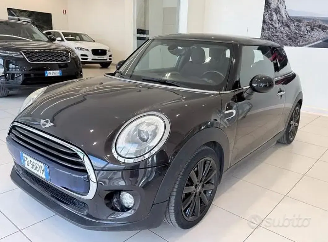 Usata Mini Cooper 136 CV (100 kW) 2016 Nero Utilitaria