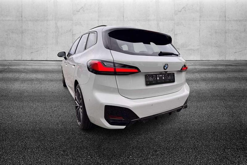 Usata BMW 218 Active Tourer M Sport 136 CV (100 kW) 2024 Bianco Monovolume