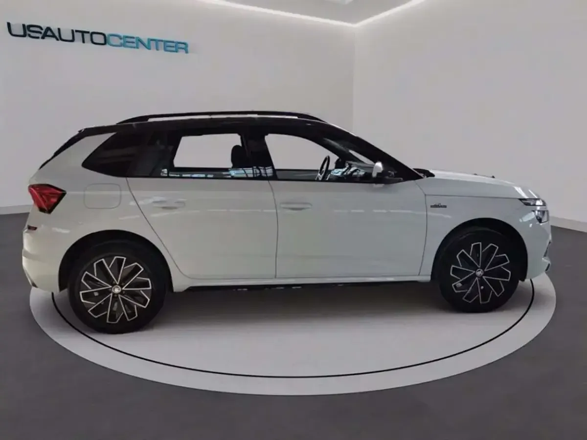 Usata Skoda Kamiq Monte Carlo 150 CV (110 kW) 2023 2y bianco luna metallizzato SUV