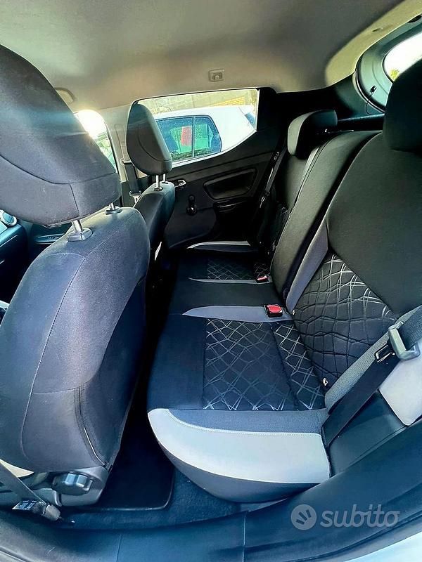 Usata Nissan Micra Tekna 90 CV (66 kW) 2017 Bianco Utilitaria