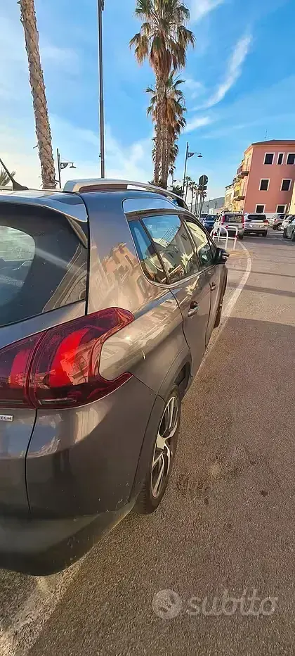 Usata Peugeot 2008 110 CV (80 kW) 2016 Grigio SUV