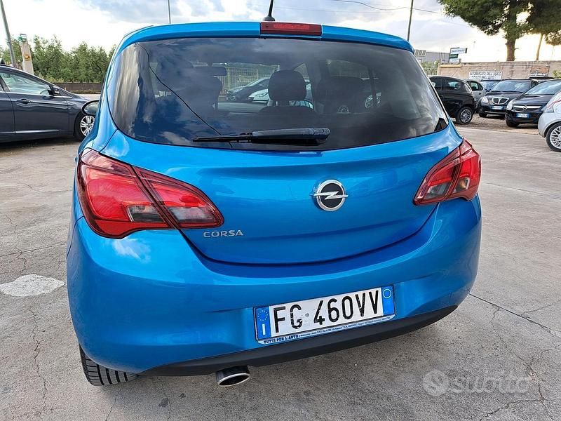 Usata Opel Corsa 90 CV (66 kW) 2017 Blu Utilitaria