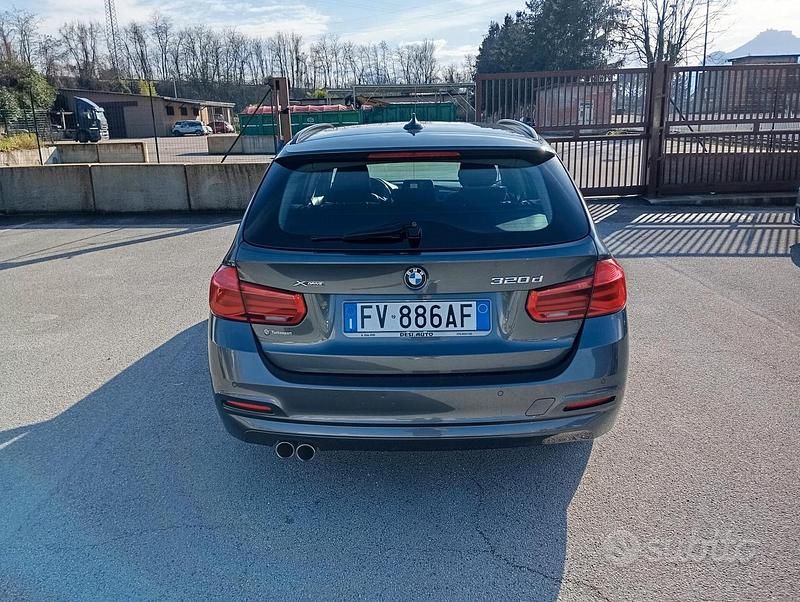 Usata BMW 320 190 CV (139 kW) 2019 Grigio Station wagon