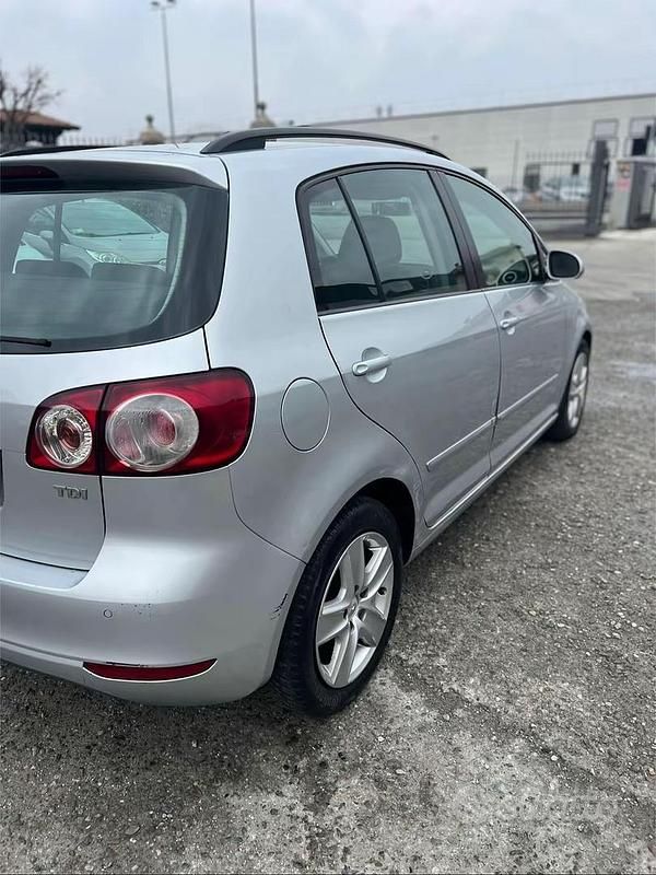 Usata VW Golf VI Comfortline 110 CV (80 kW) 2009 Grigio Utilitaria