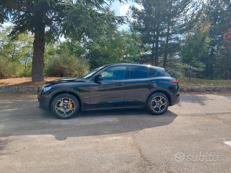 Usata Alfa Romeo Stelvio 210 CV (154 kW) 2019 Nero SUV