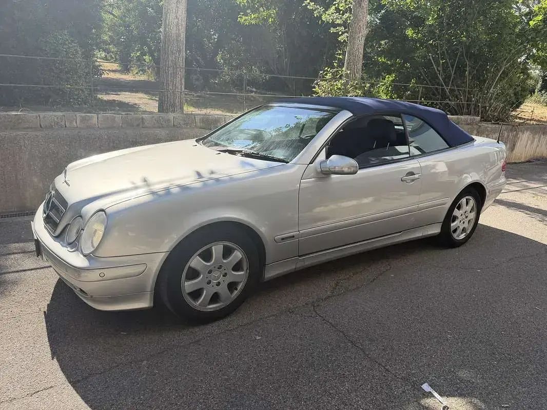 Usata Mercedes CLK230 Elegance 193 CV (141 kW) 2001 Cabrio
