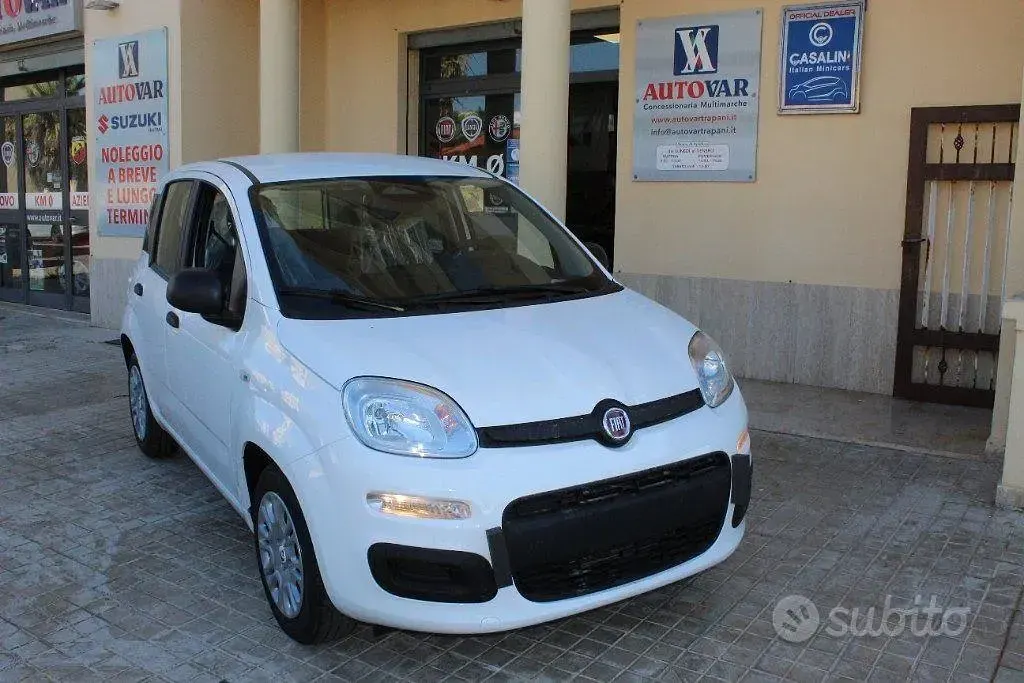 Nuova Fiat Panda Icon 69 CV (50 kW) 2026 Grigio Utilitaria