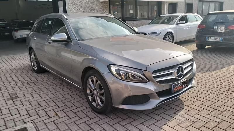 Usata Mercedes C200 Premium 136 CV (100 kW) 2015 Grigio Station wagon