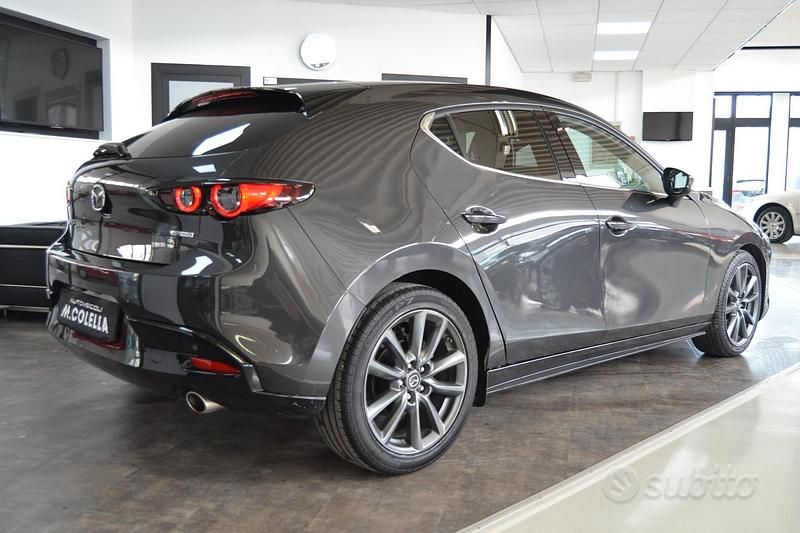 Usata Mazda 3 116 CV (85 kW) 2020 Grigio Berlina