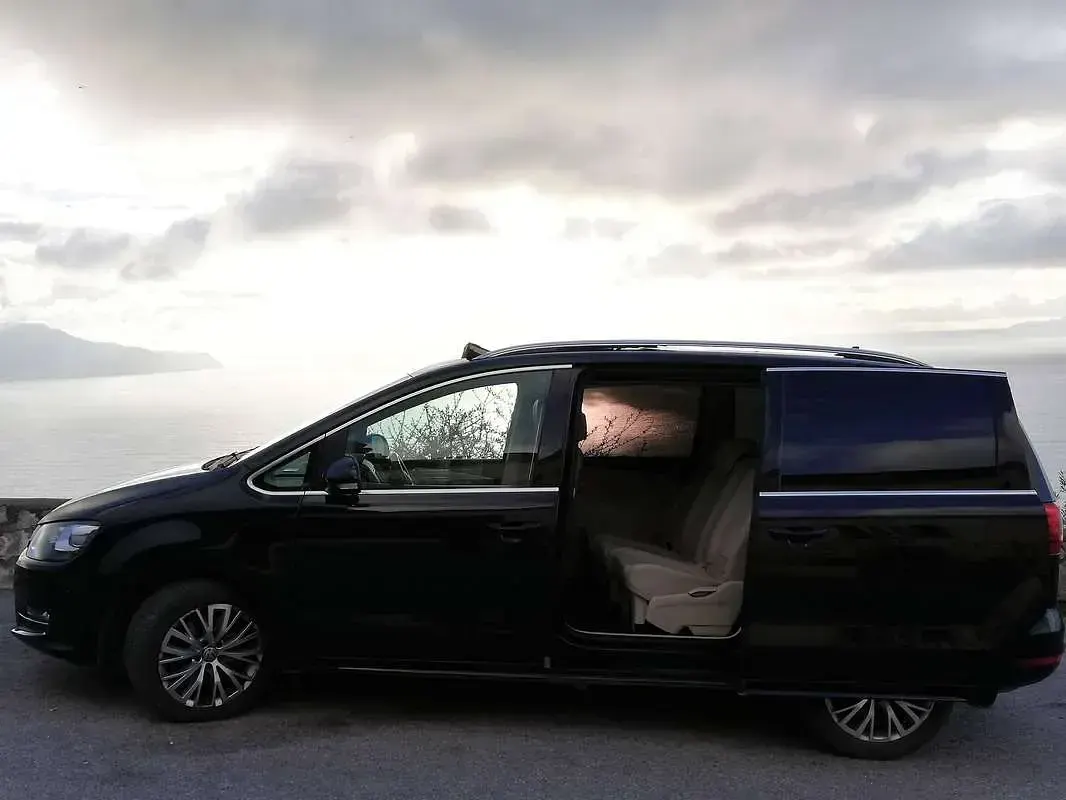 Usata VW Sharan Highline 170 CV (125 kW) 2012 Nero Monovolume