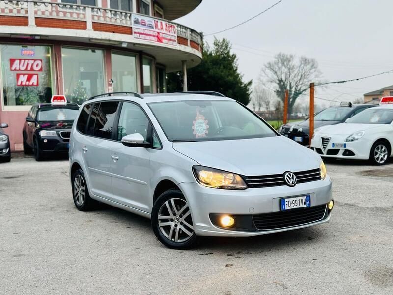 Usata VW Touran 105 CV (77 kW) 2011 Grigio Monovolume