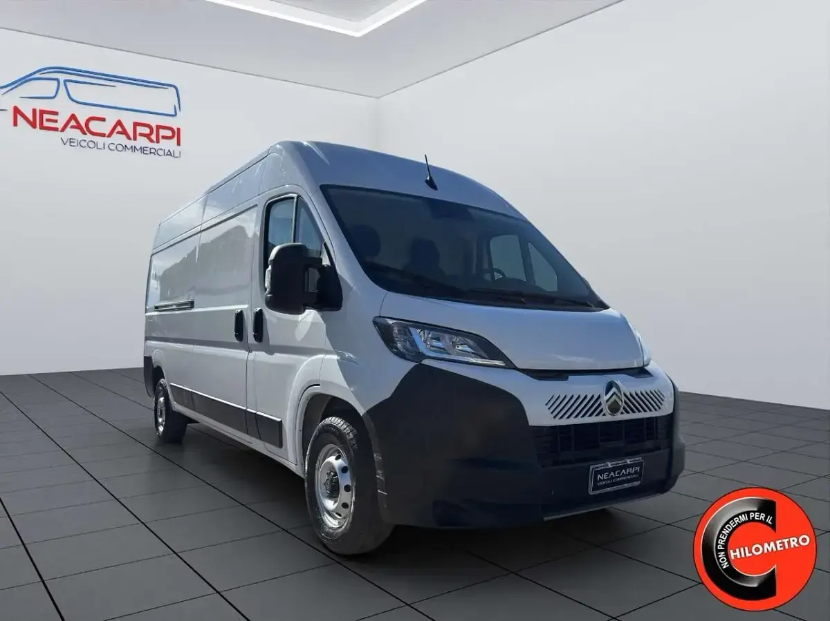 Usata Citroën Jumper 140 CV (102 kW) 2024 Bianco Monovolume