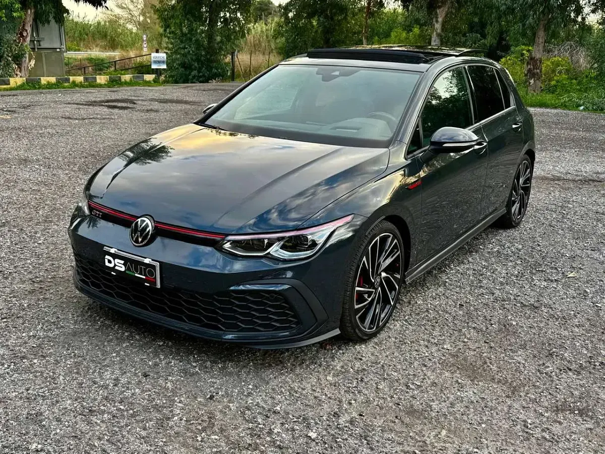 Usata VW Golf VIII GTI 245 CV (180 kW) 2020 Grigio Berlina