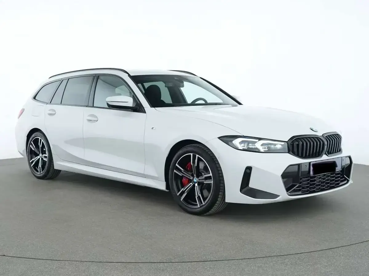 Usata BMW 320 M Sport 184 CV (135 kW) 2025 Bianco Station wagon