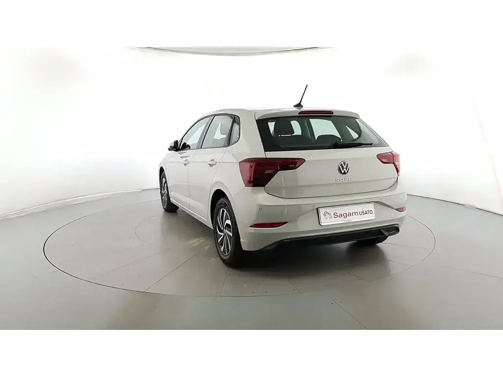 Usata VW Polo Life 95 CV (69 kW) 2023 Ascot gray Utilitaria