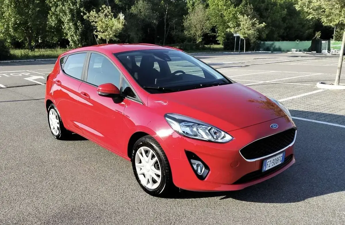 Usata Ford Fiesta Titanium 86 CV (63 kW) 2019 Rosso Utilitaria