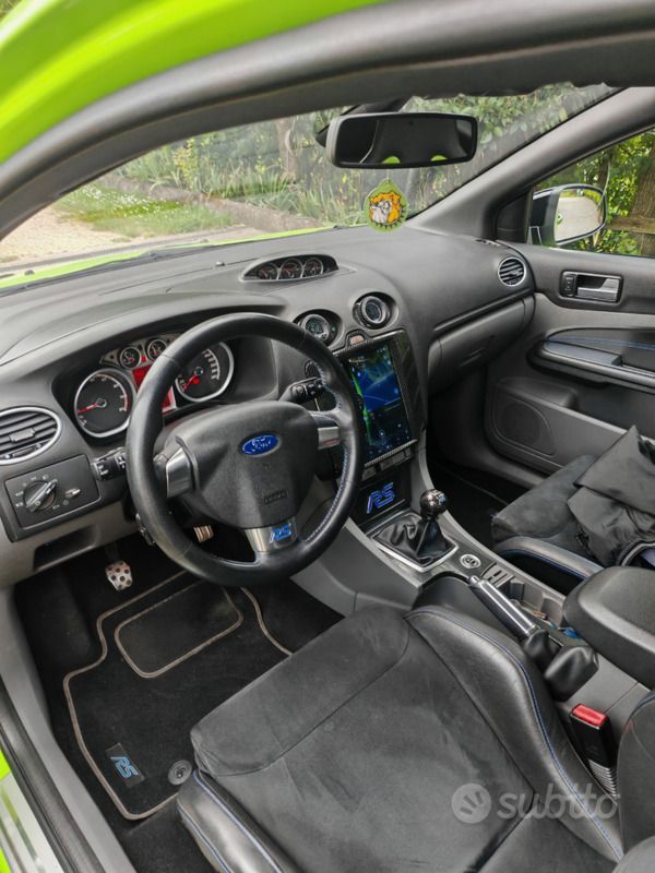 Usata Ford Focus RS 305 CV (224 kW) 2011 Verde Berlina