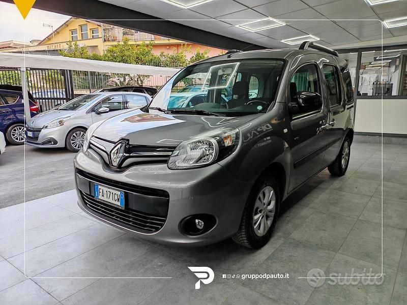 Usata Renault Kangoo 90 CV (66 kW) 2015 Grigio Monovolume
