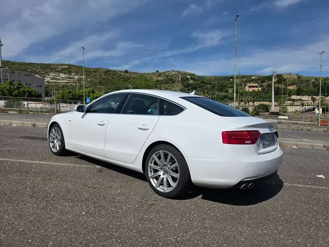 Usata Audi A5 Sportback Advanced Plus 177 CV (130 kW) 2012 Bianco Utilitaria