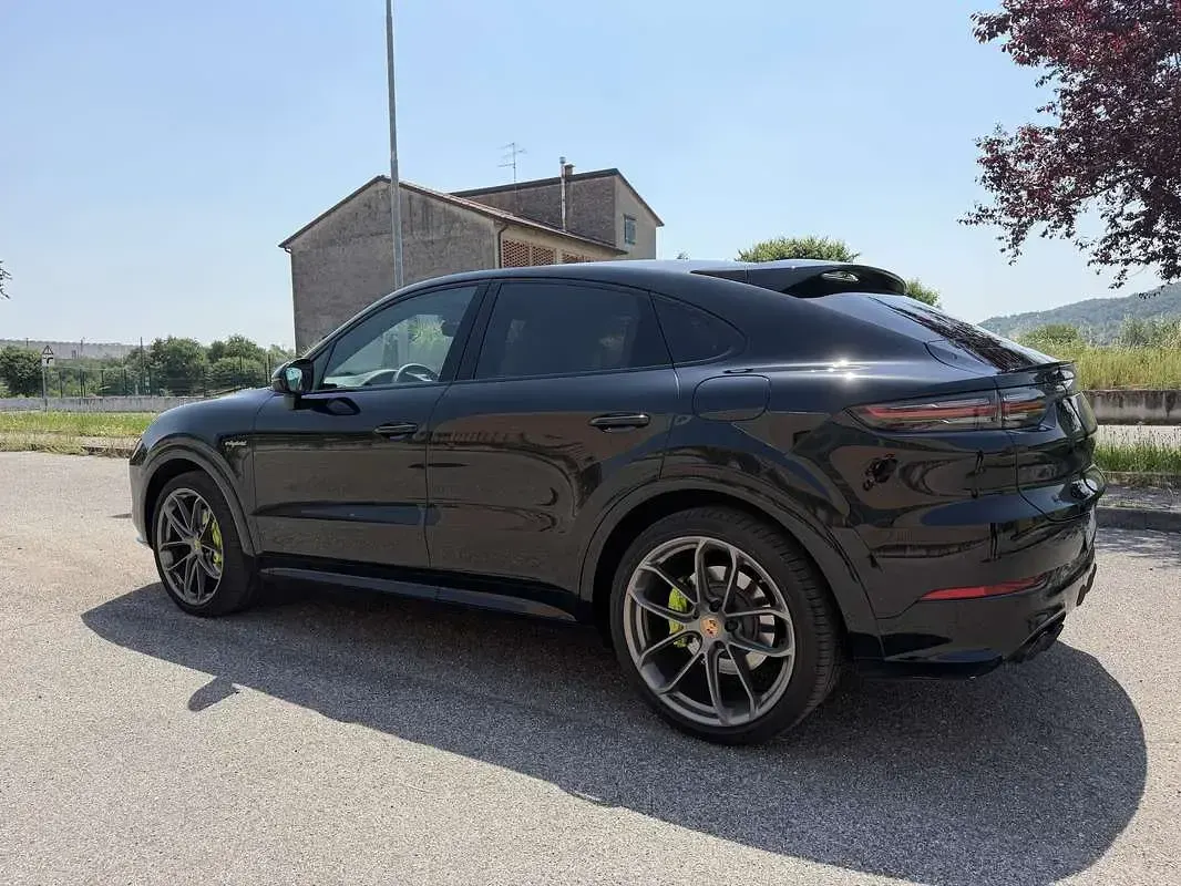 Usata Porsche Cayenne 340 CV (250 kW) 2019 Nero SUV